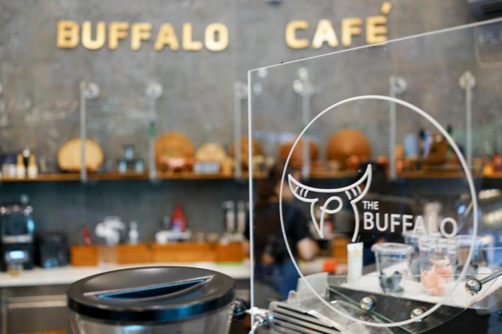 The Buffalo Amphawa Samut Songkhram Exterior photo
