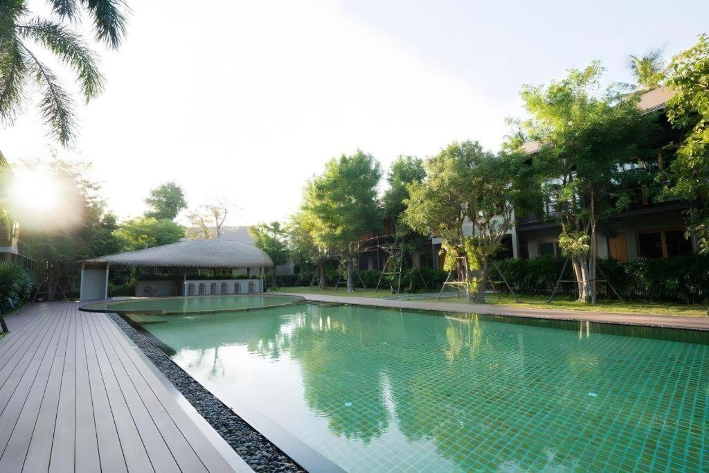 The Buffalo Amphawa Samut Songkhram Exterior photo